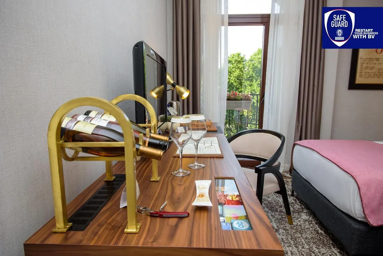 Hotel Tiflis Palace